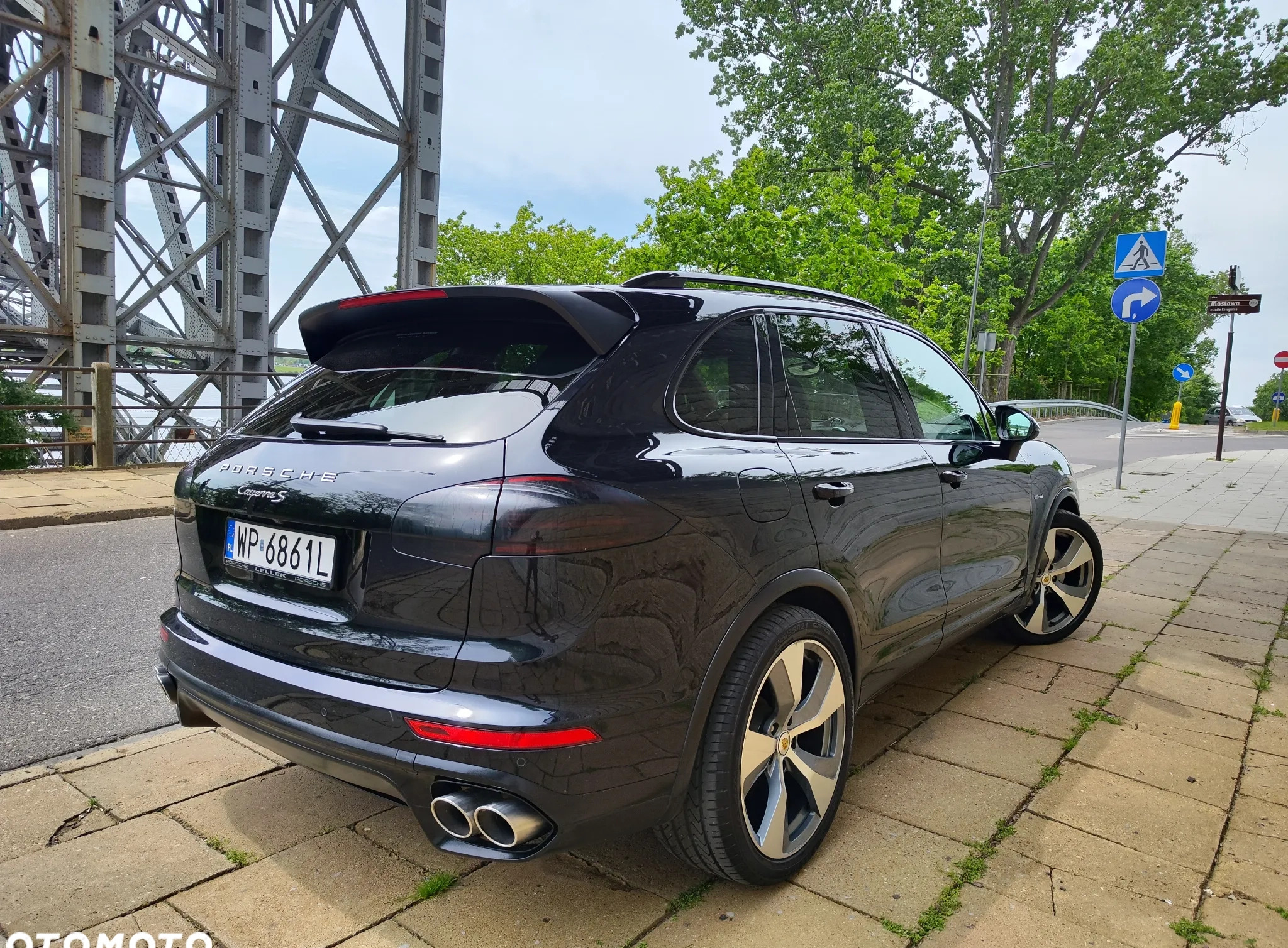 Porsche Cayenne cena 157999 przebieg: 225000, rok produkcji 2015 z Płock małe 172